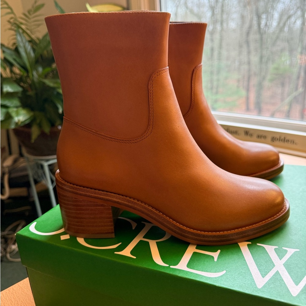 NIB J Crew Stacked Heel Ankle Boot, Sz 6